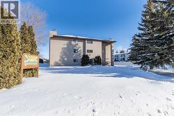 104 51 Wood Lily DRIVE  Moose Jaw, SK S6J 1H1