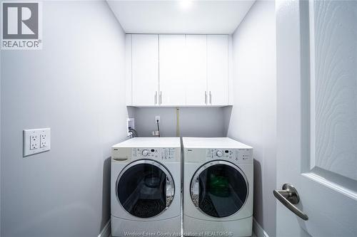 224 Caruhel, Lakeshore, ON - Indoor Photo Showing Laundry Room