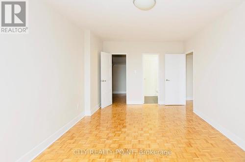 201 - 10 Shallmar Boulevard, Toronto, ON - Indoor Photo Showing Other Room
