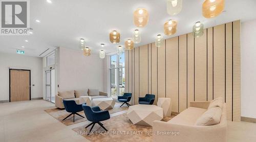 102 - 500 Plains Road E, Burlington, ON - Indoor Photo Showing Other Room