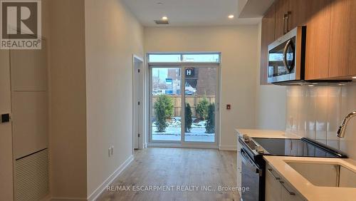 102 - 500 Plains Road E, Burlington, ON - Indoor