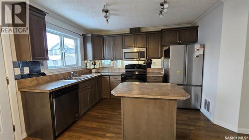 30 235 Rosewood Boulevard E, Saskatoon, SK - Indoor Photo Showing Kitchen With Double Sink