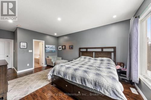 117 Allegra Drive, Wasaga Beach, ON - Indoor Photo Showing Bedroom