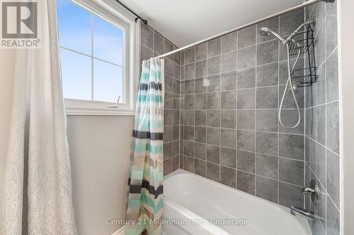117 Allegra Drive, Wasaga Beach, ON - Indoor Photo Showing Bathroom