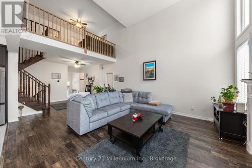 117 Allegra Drive, Wasaga Beach, ON - Indoor Photo Showing Living Room