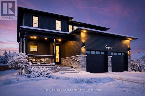 49 STANLEY STREET  Collingwood, ON L9Y 0G7