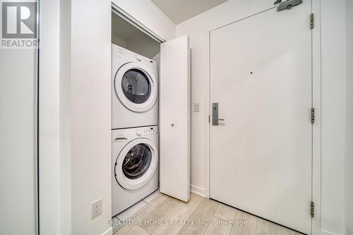 706 - 150 East Liberty Street, Toronto, ON - Indoor Photo Showing Laundry Room