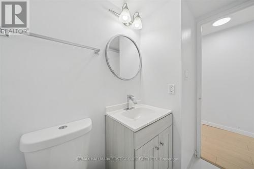 508 - 711 Rossland Road, Whitby, ON - Indoor Photo Showing Bathroom