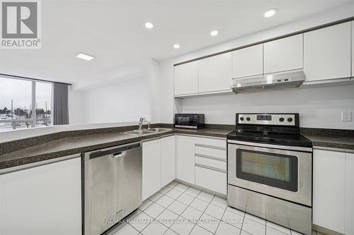 508 - 711 Rossland Road, Whitby, ON - Indoor Photo Showing Kitchen With Double Sink