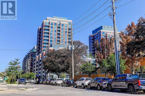1306 - 31 Tippett Road, Toronto, ON - Outdoor With Facade