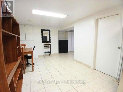 Lower - 931 Pape Avenue, Toronto, ON - Indoor Photo Showing Other Room