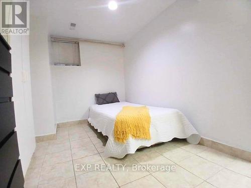 Lower - 931 Pape Avenue, Toronto, ON - Indoor Photo Showing Bedroom