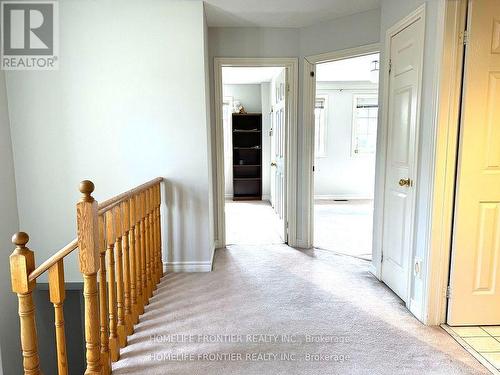 210 Kimono Crescent, Richmond Hill, ON - Indoor Photo Showing Other Room