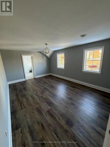 Upper - 64 Park Road N, Oshawa (Mclaughlin), ON 