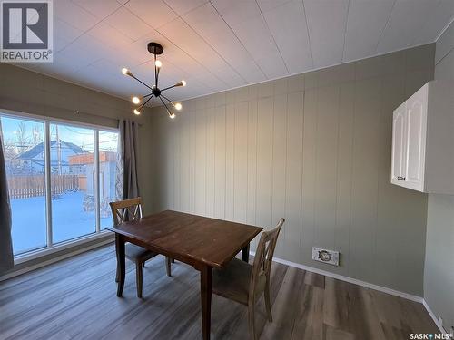 111 5Th Avenue E, Kindersley, SK - Indoor Photo Showing Dining Room