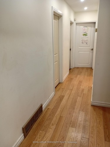 39 Earlton Road, Toronto, ON - Indoor Photo Showing Other Room