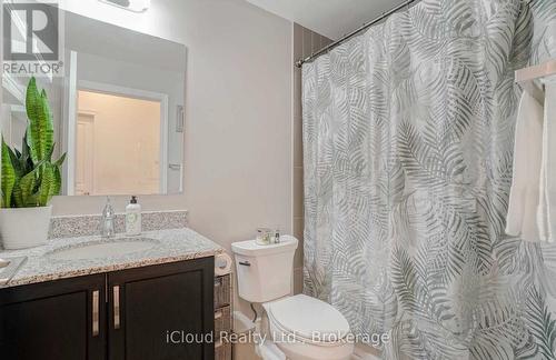 332 - 3170 Erin Mills Parkway, Mississauga, ON - Indoor Photo Showing Bathroom