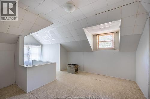 1239 Mcewan Avenue, Windsor, ON - Indoor Photo Showing Other Room