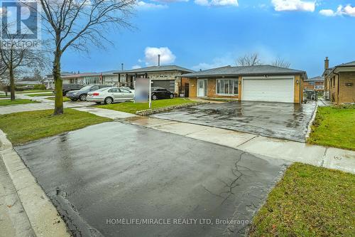 7517 LULLY COURT  Mississauga, ON L4T 2P2