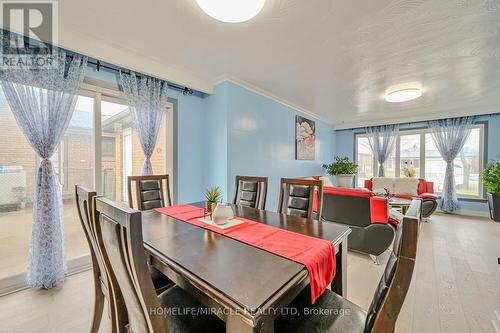 7517 Lully Court, Mississauga, ON - Indoor Photo Showing Dining Room