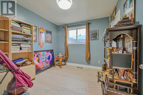 7517 Lully Court, Mississauga, ON - Indoor