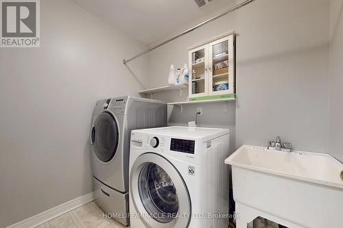 1012 Gordon Heights, Milton, ON - Indoor Photo Showing Laundry Room