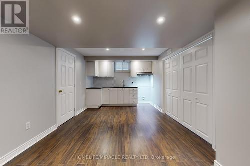 1012 Gordon Heights, Milton, ON - Indoor