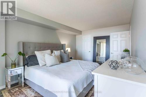 1206 - 330 Rathburn Road W, Mississauga, ON - Indoor Photo Showing Bedroom