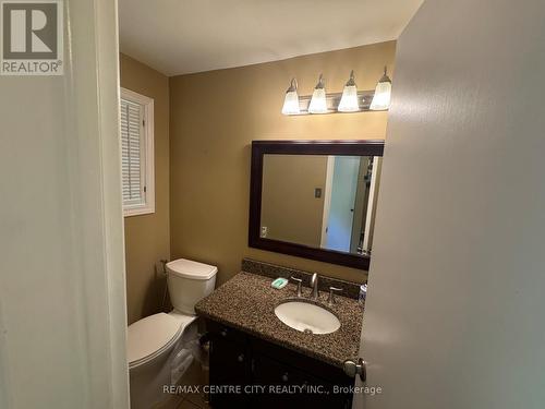 1462 Glengarry Avenue, London North (North H), ON - Indoor Photo Showing Bathroom