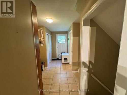 1462 Glengarry Avenue, London North (North H), ON - Indoor Photo Showing Other Room