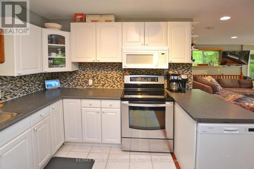 84 Captain Estates Road, Whitestone (Hagerman), ON - Indoor Photo Showing Kitchen