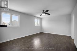 bedroom 2 w/ ensuite - 