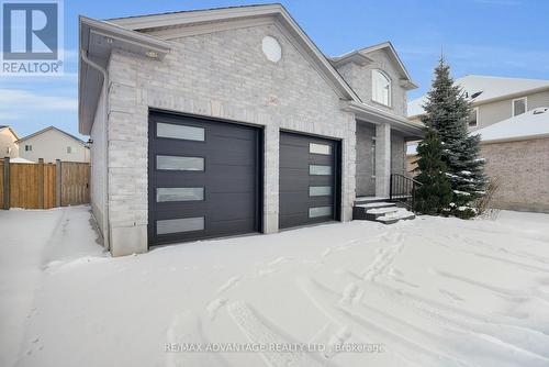2601 Tucker Court, London North (North I), ON - Outdoor