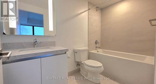 1205 - 2 Erskine Road, Mississauga, ON - Indoor Photo Showing Bathroom