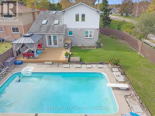 3 Nelson Avenue, Kitchener, ON - Outdoor With In Ground Pool