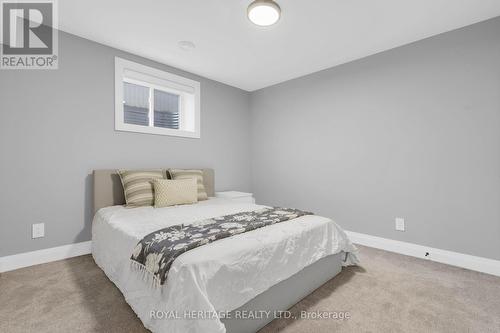 5 Schmidt Way, Quinte West (Murray Ward), ON - Indoor Photo Showing Bedroom