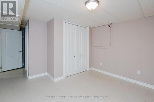 62 Loyalist Drive, Hamilton (Corman), ON - Indoor Photo Showing Other Room