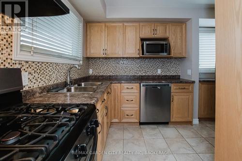 62 Loyalist Drive, Hamilton (Corman), ON - Indoor Photo Showing Kitchen With Double Sink