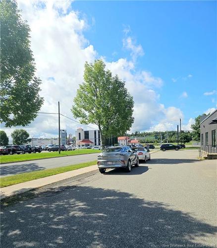 837 Prospect St, Fredericton, NB 