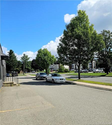 837 Prospect St, Fredericton, NB 