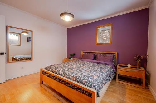 Chambre à coucher - 147 Ch. De La Vallée, Sutton, QC - Indoor Photo Showing Bedroom