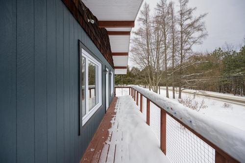 Balcon - 147 Ch. De La Vallée, Sutton, QC - Outdoor With Exterior