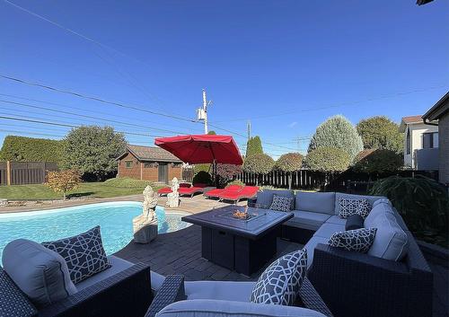 Terrasse - 168 Rue Landry, Salaberry-De-Valleyfield, QC - Outdoor With In Ground Pool With Deck Patio Veranda