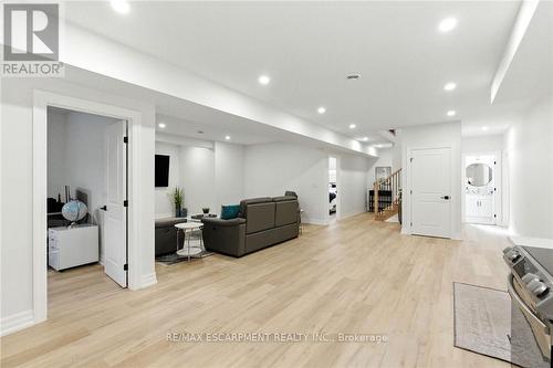 270 Charles Street, Norfolk, ON - Indoor Photo Showing Other Room