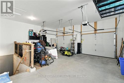 270 Charles Street, Norfolk, ON - Indoor Photo Showing Garage