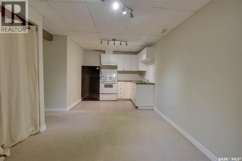 120 115Th Street W, Saskatoon, SK - Indoor Photo Showing Kitchen