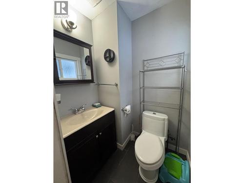2675 Capella Drive, Prince George, BC - Indoor Photo Showing Bathroom