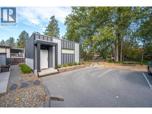 166 Mcpherson Crescent, Penticton, BC - Outdoor