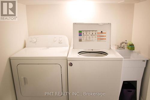 Bsmt - 445 Ontario Street, Toronto, ON - Indoor Photo Showing Laundry Room
