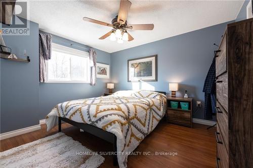 141 Athabaska Road, Barrie, ON - Indoor Photo Showing Bedroom